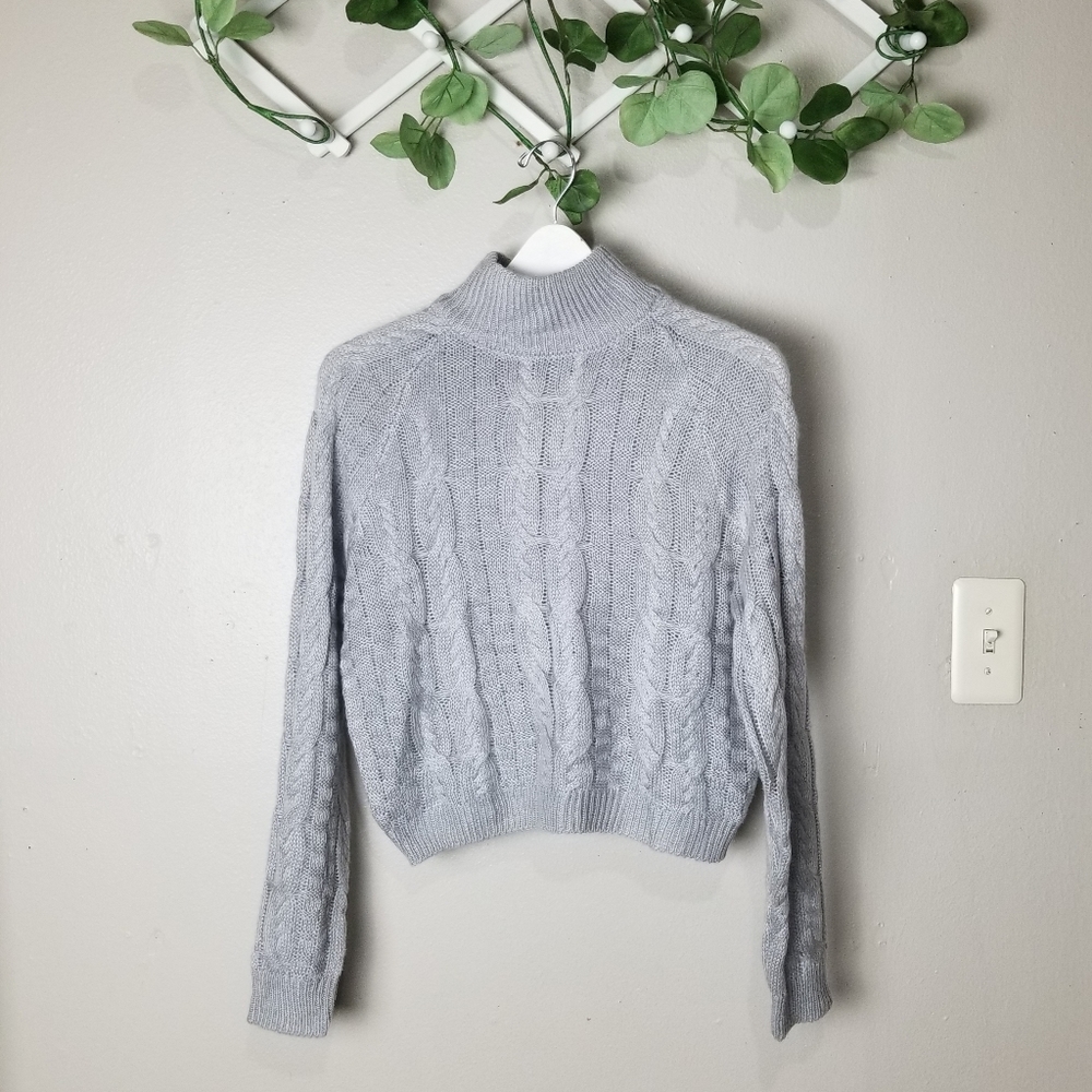 Grey cropped mock turtleneck sweater size M